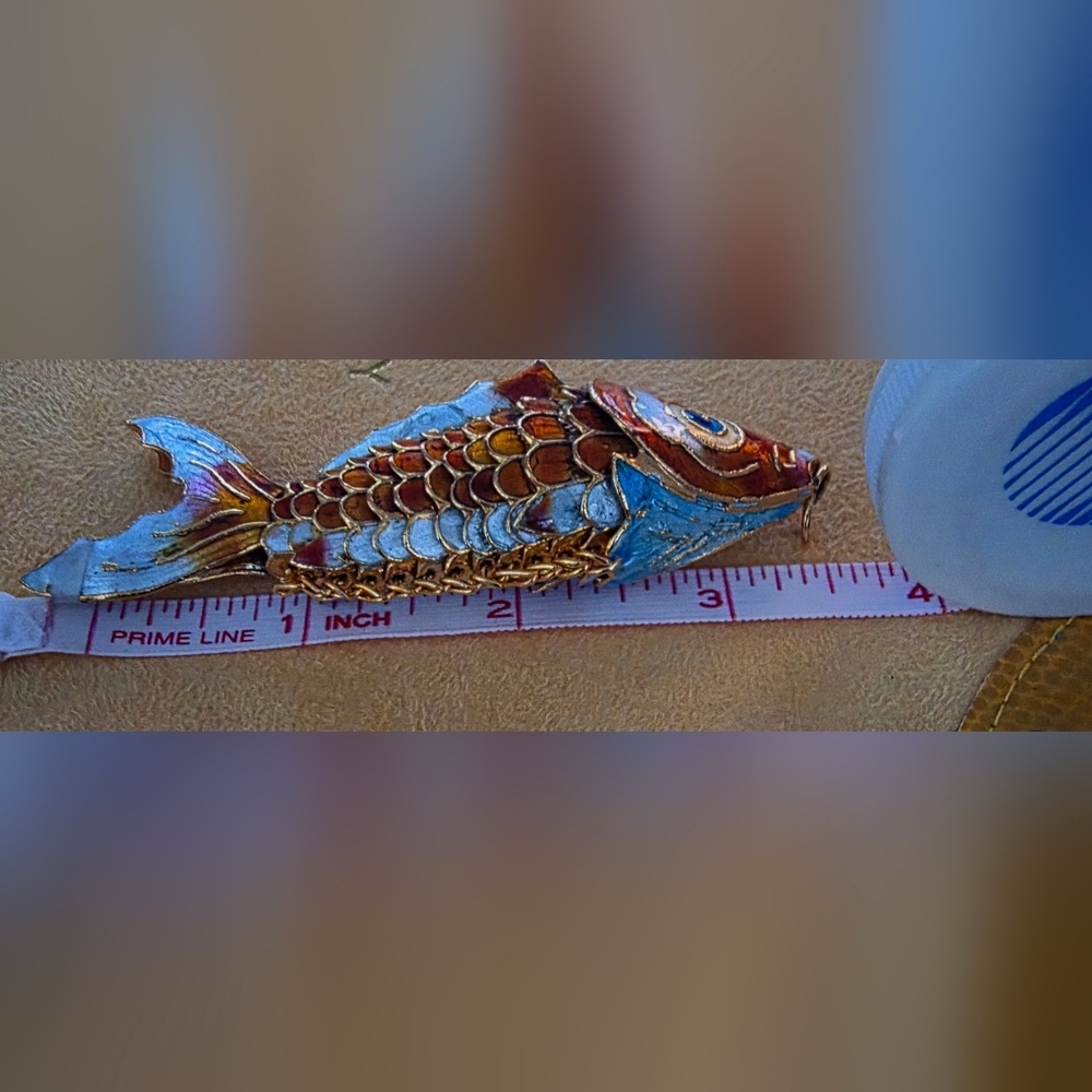π£Vintage Enamel π§‘ Articulated Koi Fish Goldtone Chinese Charm Pendant π 3.5" - Picture 8 of 8